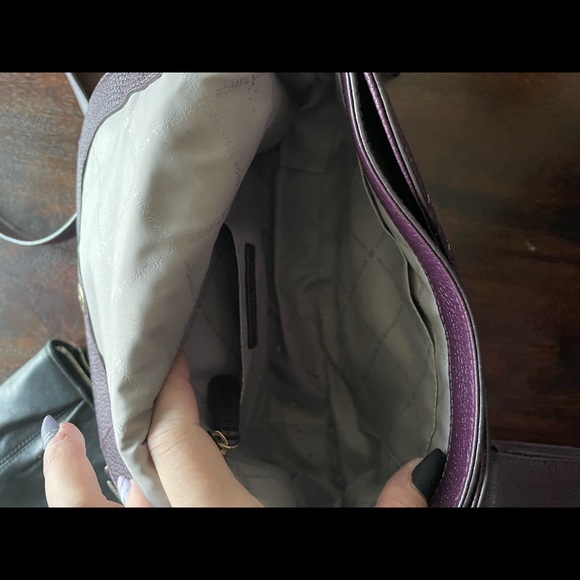 Michael Kors Purse & Wallet - Picture 3 of 5